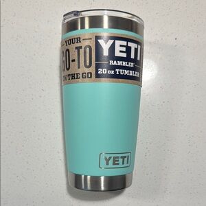 YETI Rambler 20 oz Tumbler - Seafoam